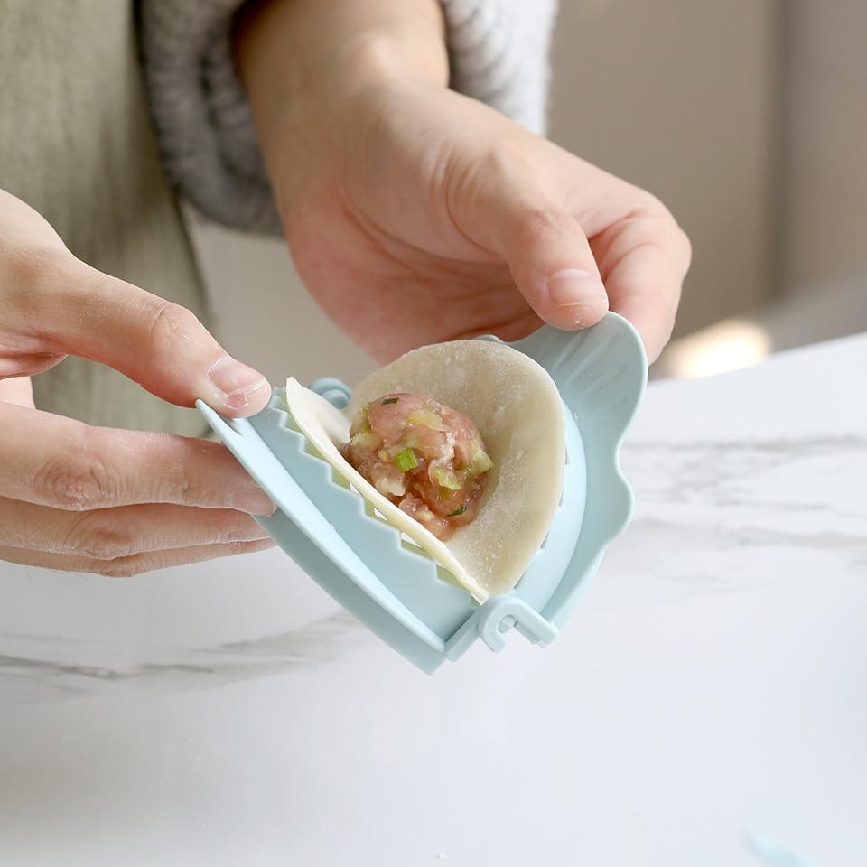 Dumpling Mold Clip with Spoon